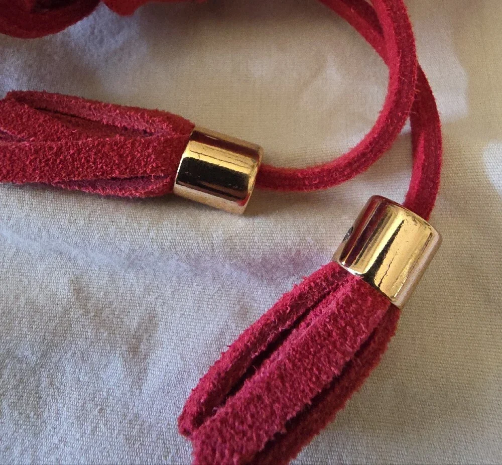 Red Leatherlike Shoelaces With Gold Accent Tip Locks